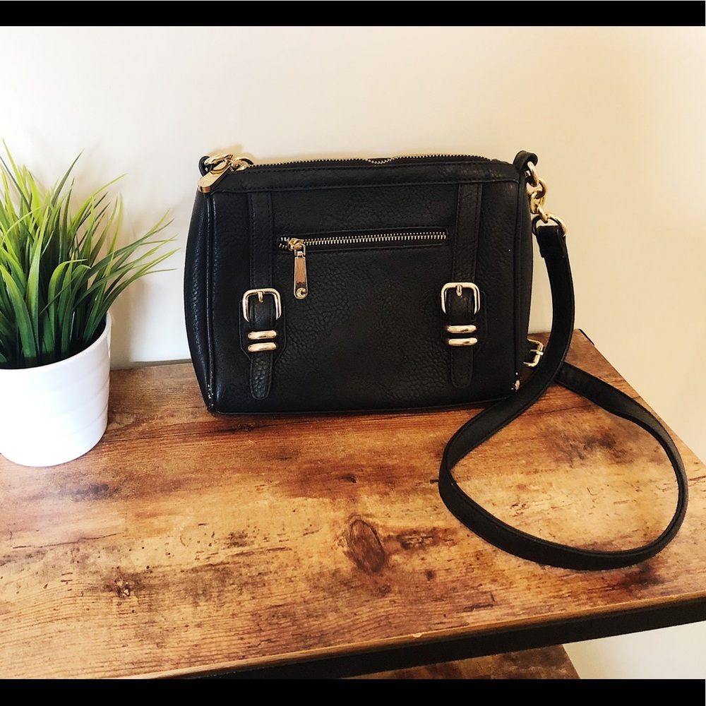 🔥Charming Charlie Crossbody